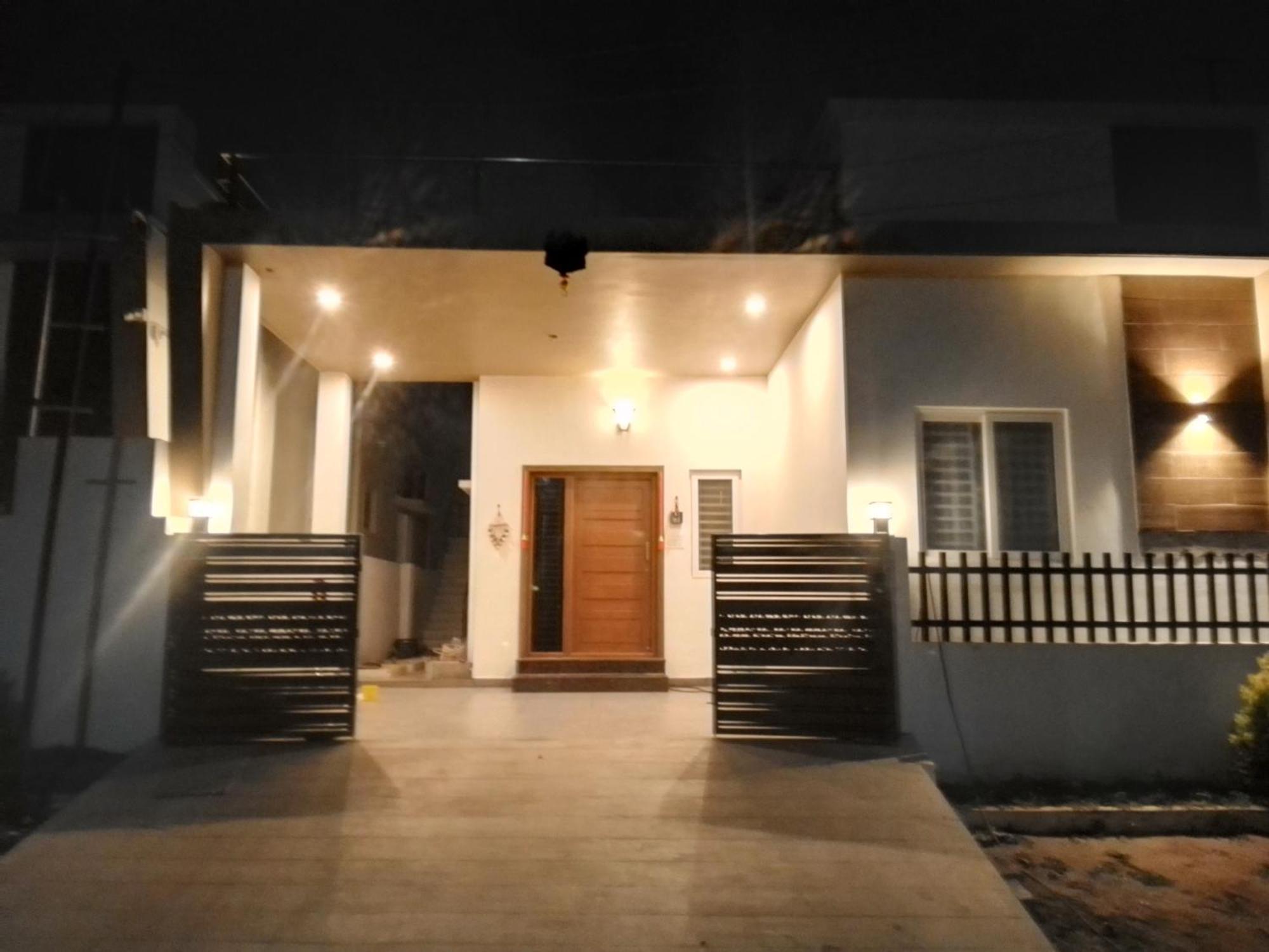 Shi'S 2Bhk Individual Villa @ Coimbatore Buitenkant foto